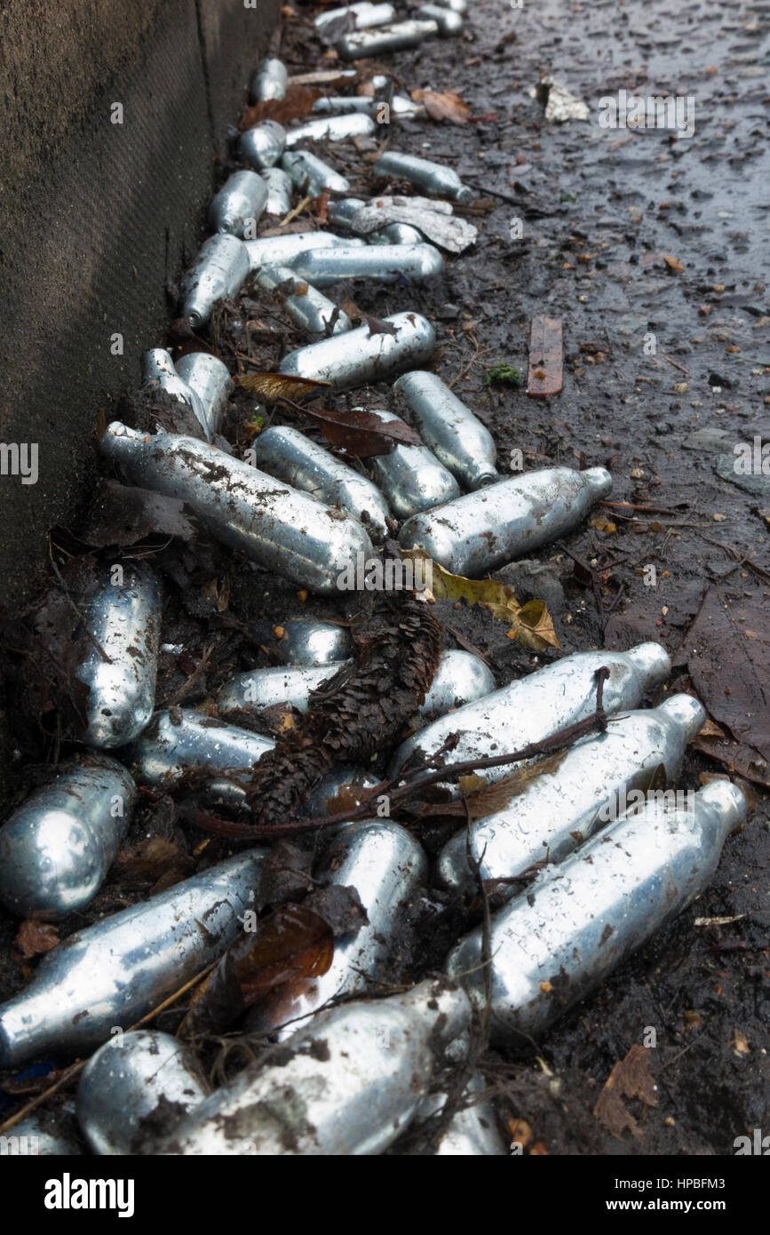 Inhaling oxide hires stock photography and images Alamy