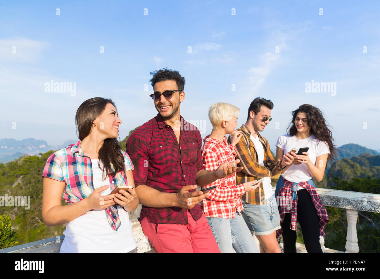 Online friends hi-res stock photography and images - Alamy