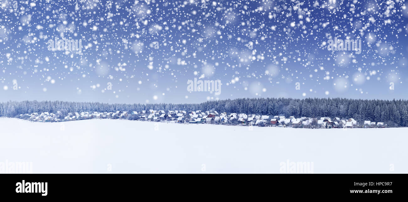 Snowfall background hi-res stock photography and images - Alamy
