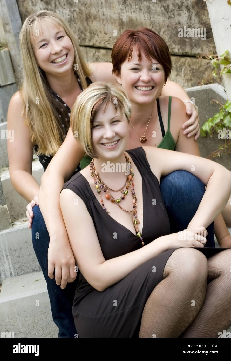Model released , Drei Schwestern - three sisters Stock Photo