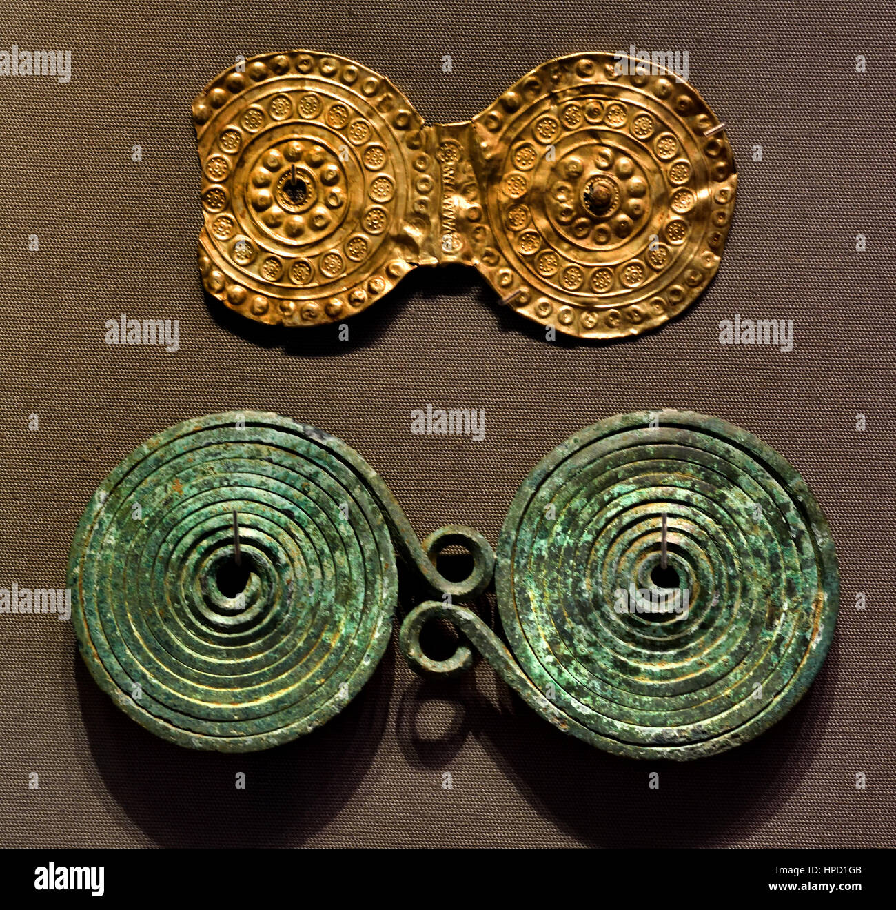 Jewellery 7th Century BC Greek,  Kamiros ,Rhodes, Melos, Dodona, Greece, ( Gold , Electrum, silvers, Bronze, 700 - 600 BC , Stock Photo