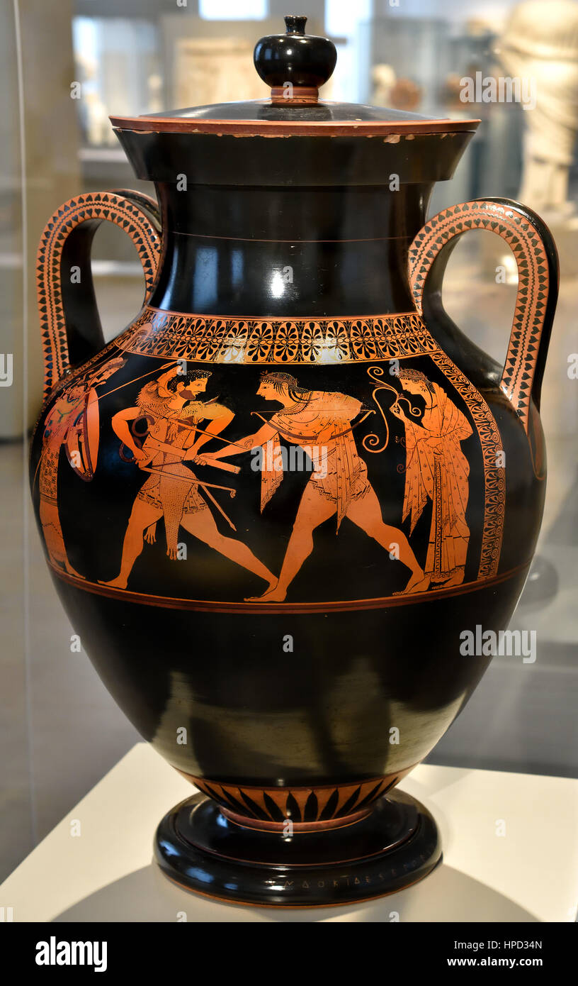 The Mythical wrestling match between Heracles and Apollo fighting the Delphic tripod, Amphora with Palaestra Scene ( signed by the Potter Andokides ) 530 BC Attic found in Vulci Italy . Stock Photo