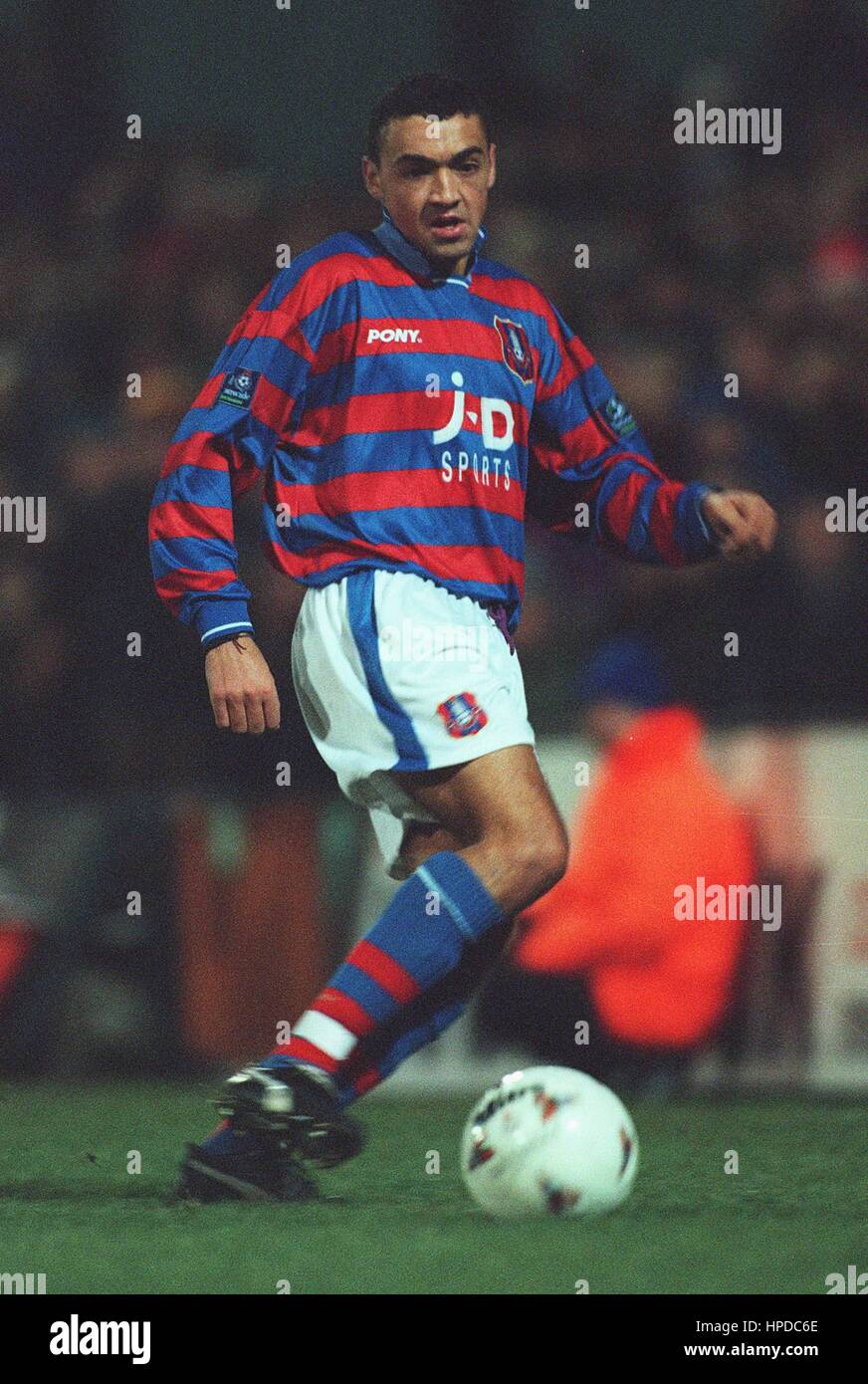 CARL SERRANT OLDHAM ATHLETIC FC 14 January 1997 Stock Photo - Alamy