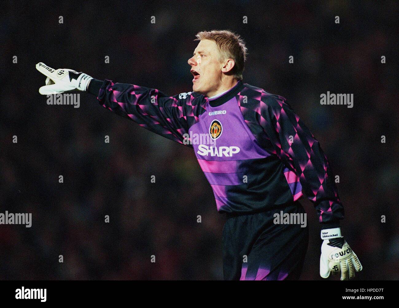 Peter schmeichel hi-res stock photography and images - Alamy