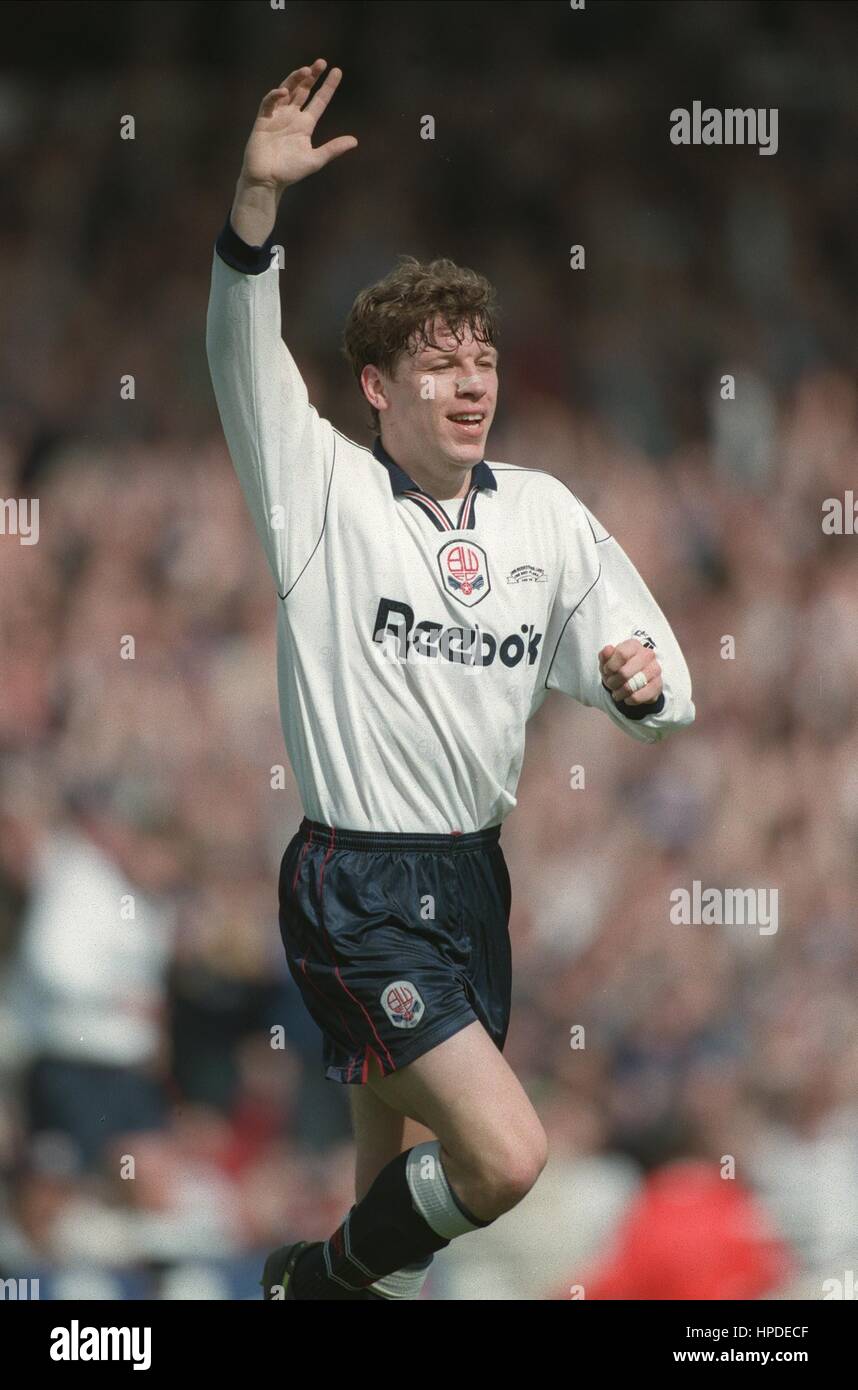 ALAN THOMPSON BOLTON WANDERERS FC 15 April 1997 Stock Photo Alamy