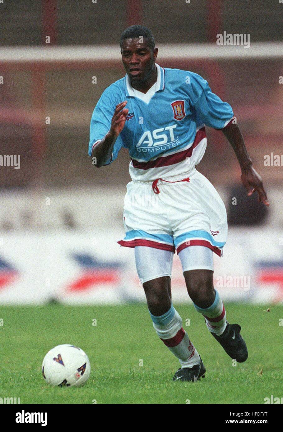 ASTON VILLA: UGO EHIOGU SIGNED A4 (12x8) CALENDAR PICTURE+COA