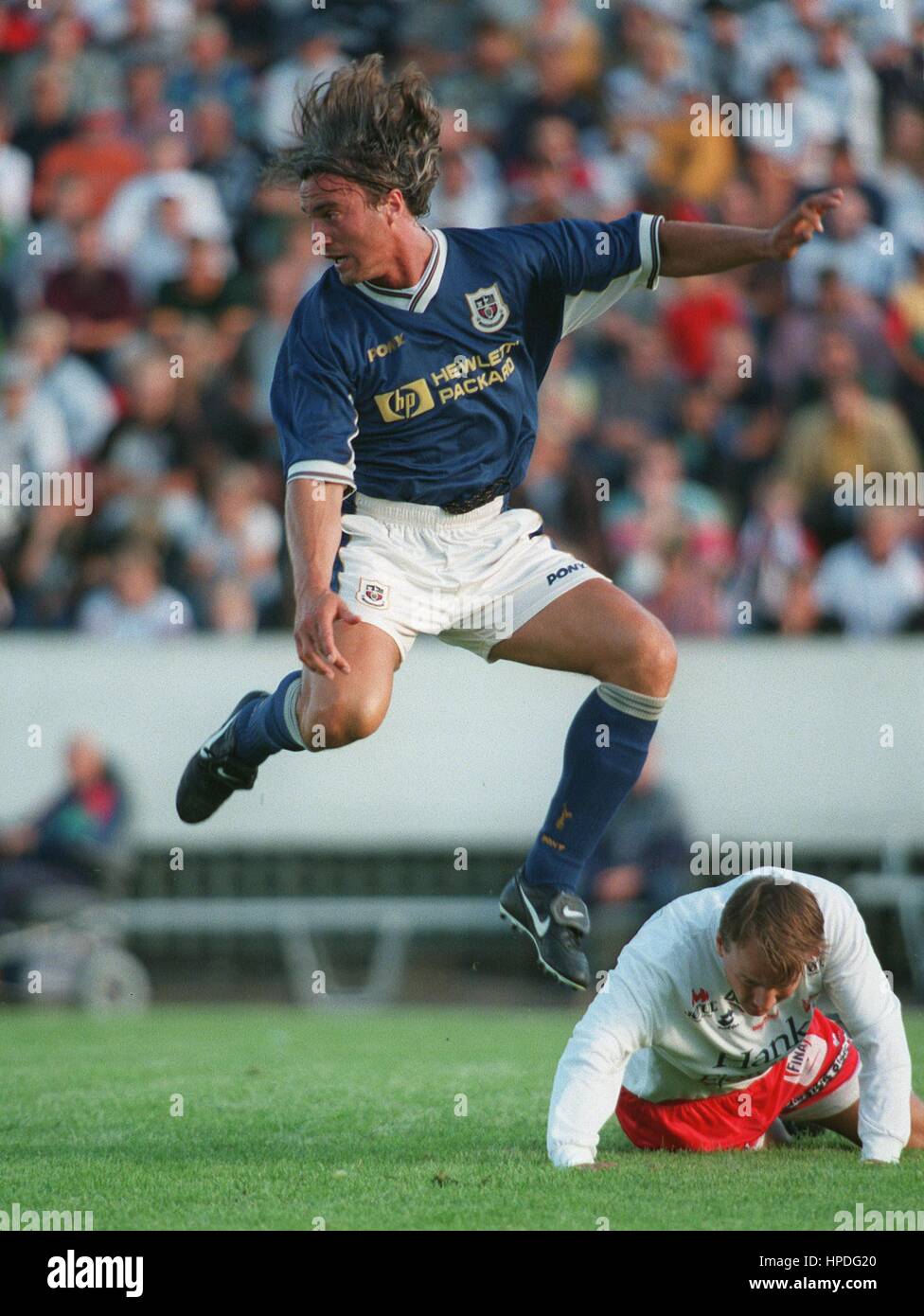 DAVID GINOLA TOTTENHAM HOTSPUR FC 24 September 1997 Stock Photo