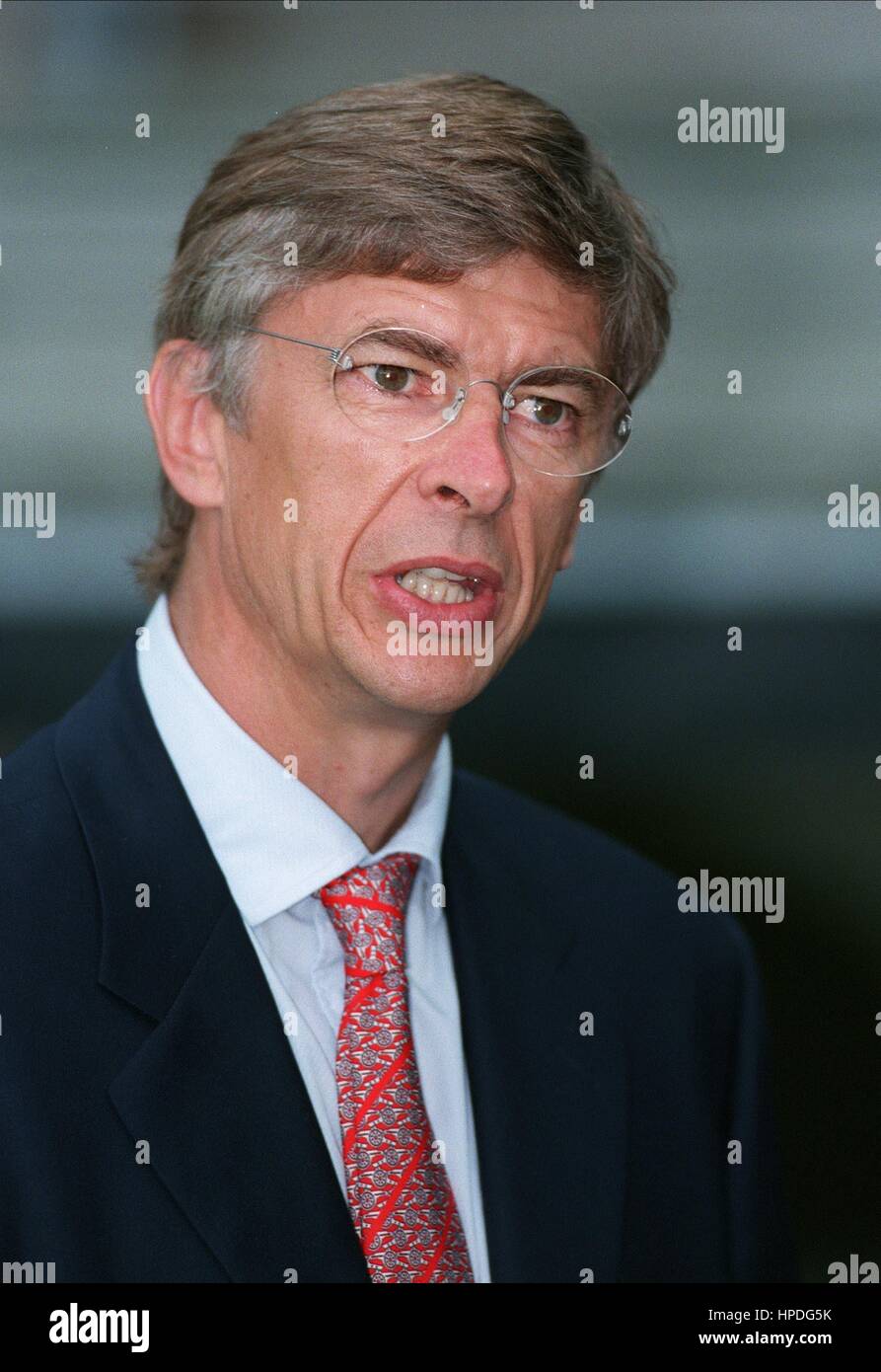 Arsene Wenger 1997 Hi-res Stock Photography And Images - Alamy