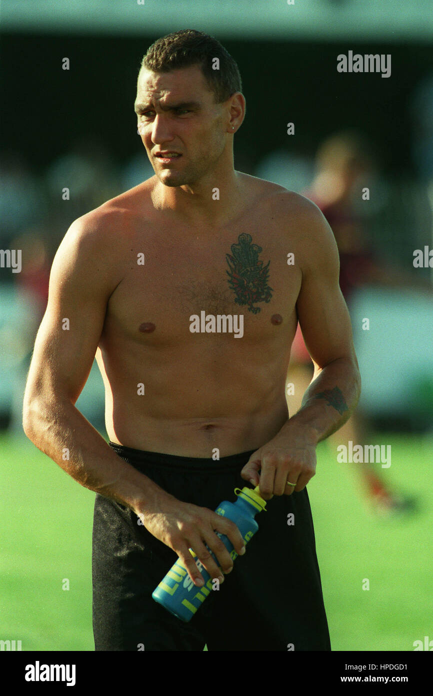 VINNIE JONES WIMBLEDON FC 28 July 1997 Stock Photo - Alamy