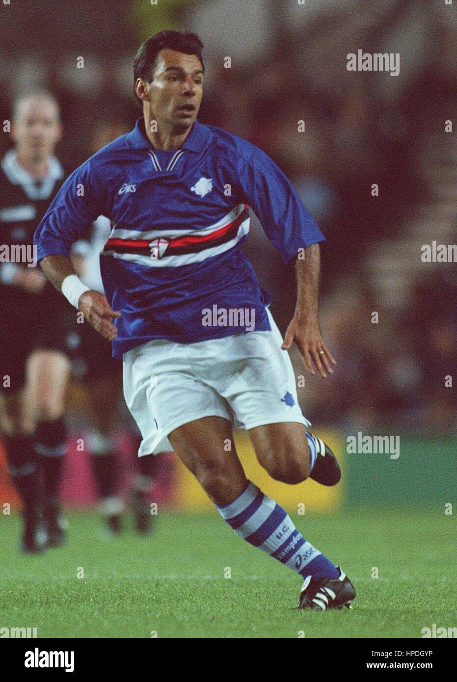 sandro-tovalieri-sampdoria-fc-05-august-1997-stock-photo-alamy