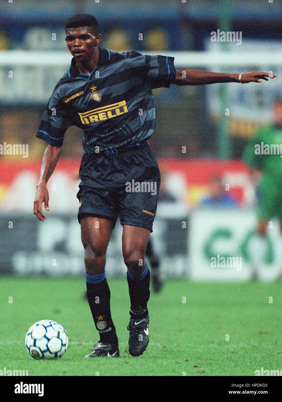 NWANKWO KANU INTER MILAN FC 18 September 1997 Stock Photo - Alamy