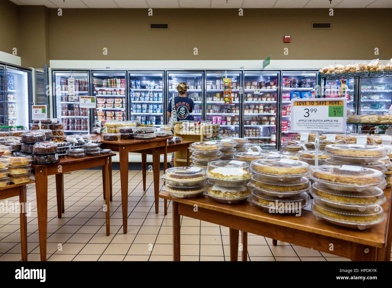 Key Largo Florida Upper Florida Keys Publix Grocery Store supermarket