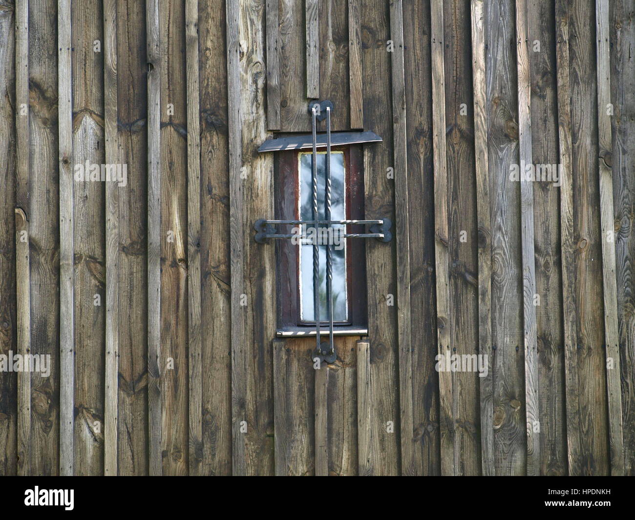 Window in old wooden building Stock Photo - Alamy