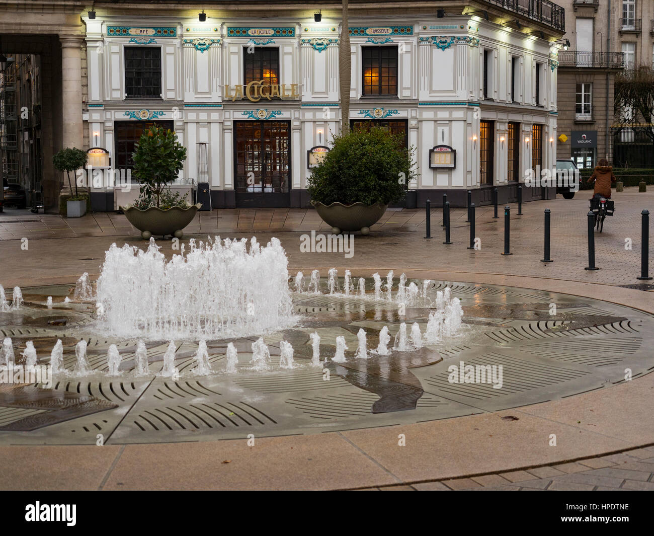 The Brasserie 'La cigale' (Style. Art Nouveau), Place Graslin (fountain decorated with contemporary sculptures), Nantes, France. Stock Photo