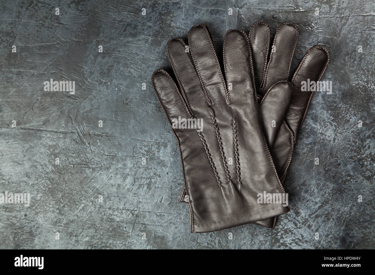 Leather driving gloves hi-res stock photography and images - Alamy