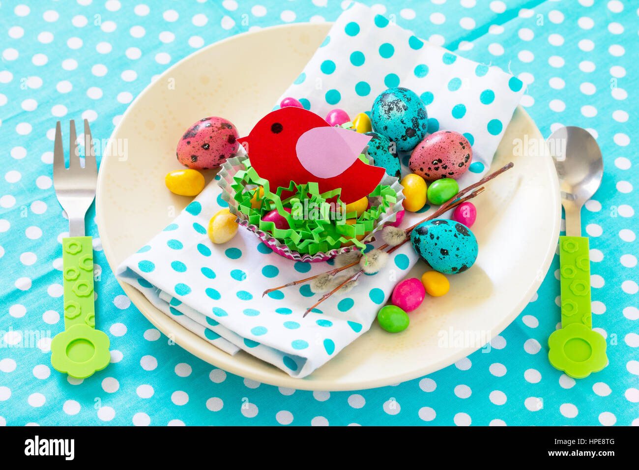Easter Decorations Children S Table Easter Table Decoration Nest