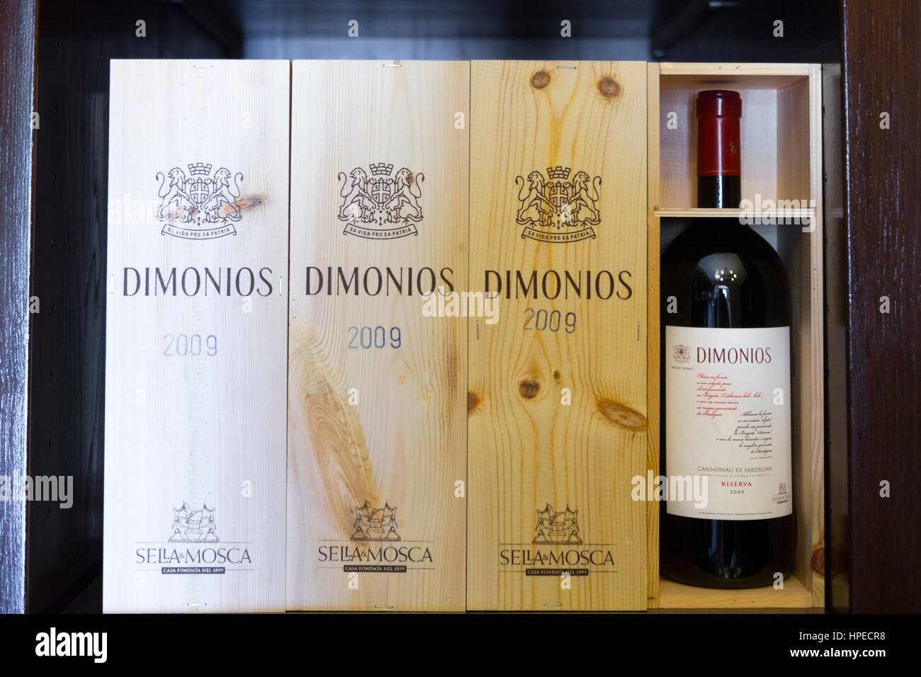 wine boxes for sale