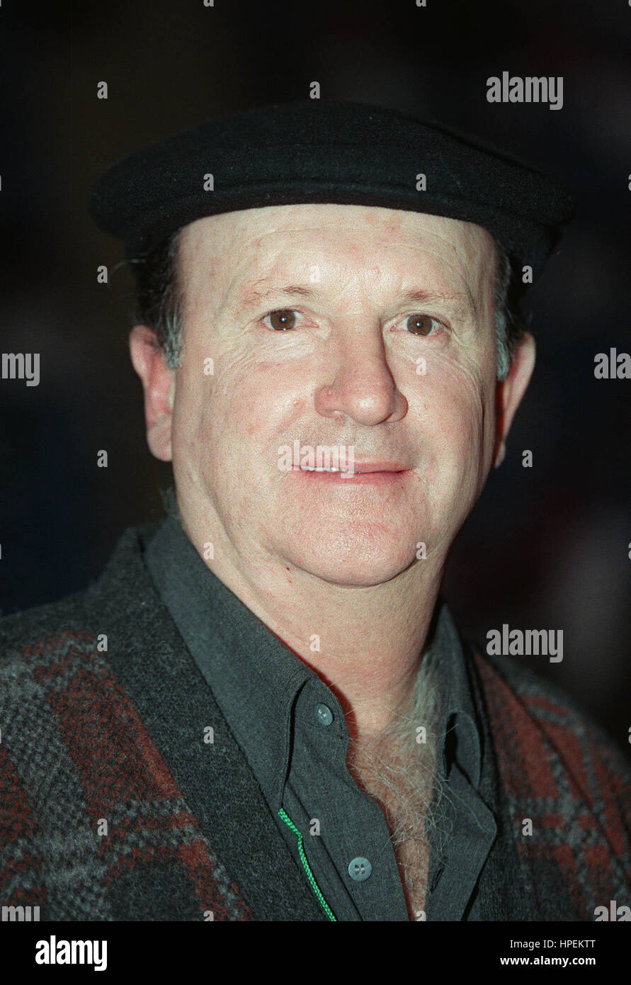MANUEL LAPUENTE MEXICO FOOTBALL COACH 22 December 1997 Stock Photo Alamy