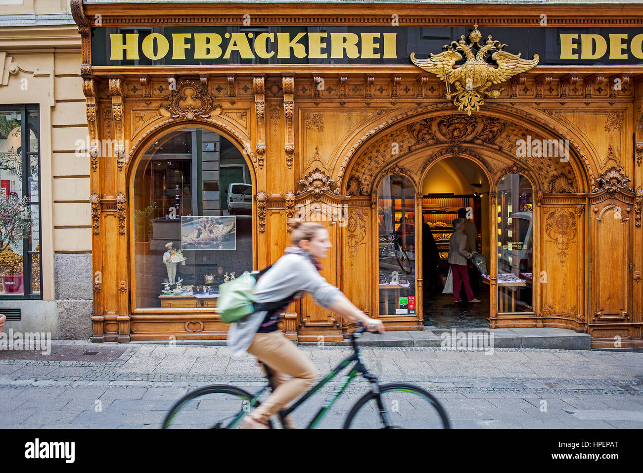 Hofbaeckerei Edegger Tax In Hofgasse Court Bakery Graz Austria Stock Photo Alamy Hofbaeckerei Edegger Tax In Hofgasse Court Bakery Graz Austria Stock Photo Alamy