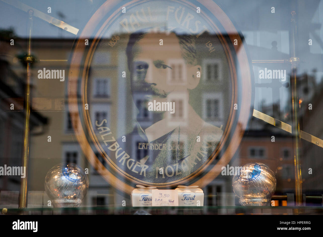 Café Konditorei Fürst, showcase, photo of Paul Fürst creator of the Mozart´s candy balls,  Brodgasse 13, Salzburg, Austria Stock Photo