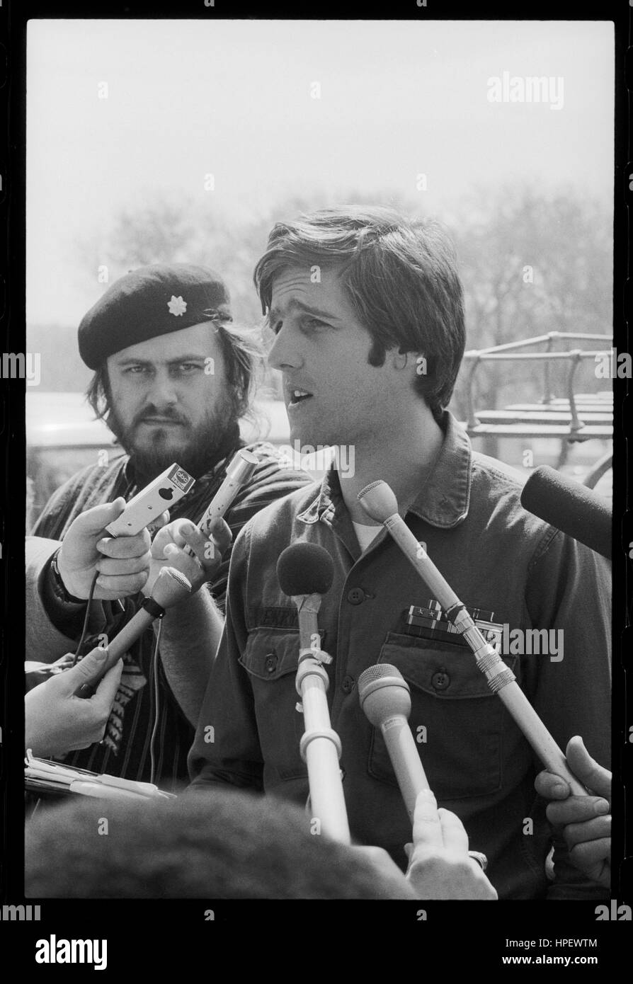 John Kerry, VVAW (Vietnam Veterans Against the War) spokesman at microphone, Washington, DC, 04/21/1971. Photo by Warren K Leffler Stock Photo