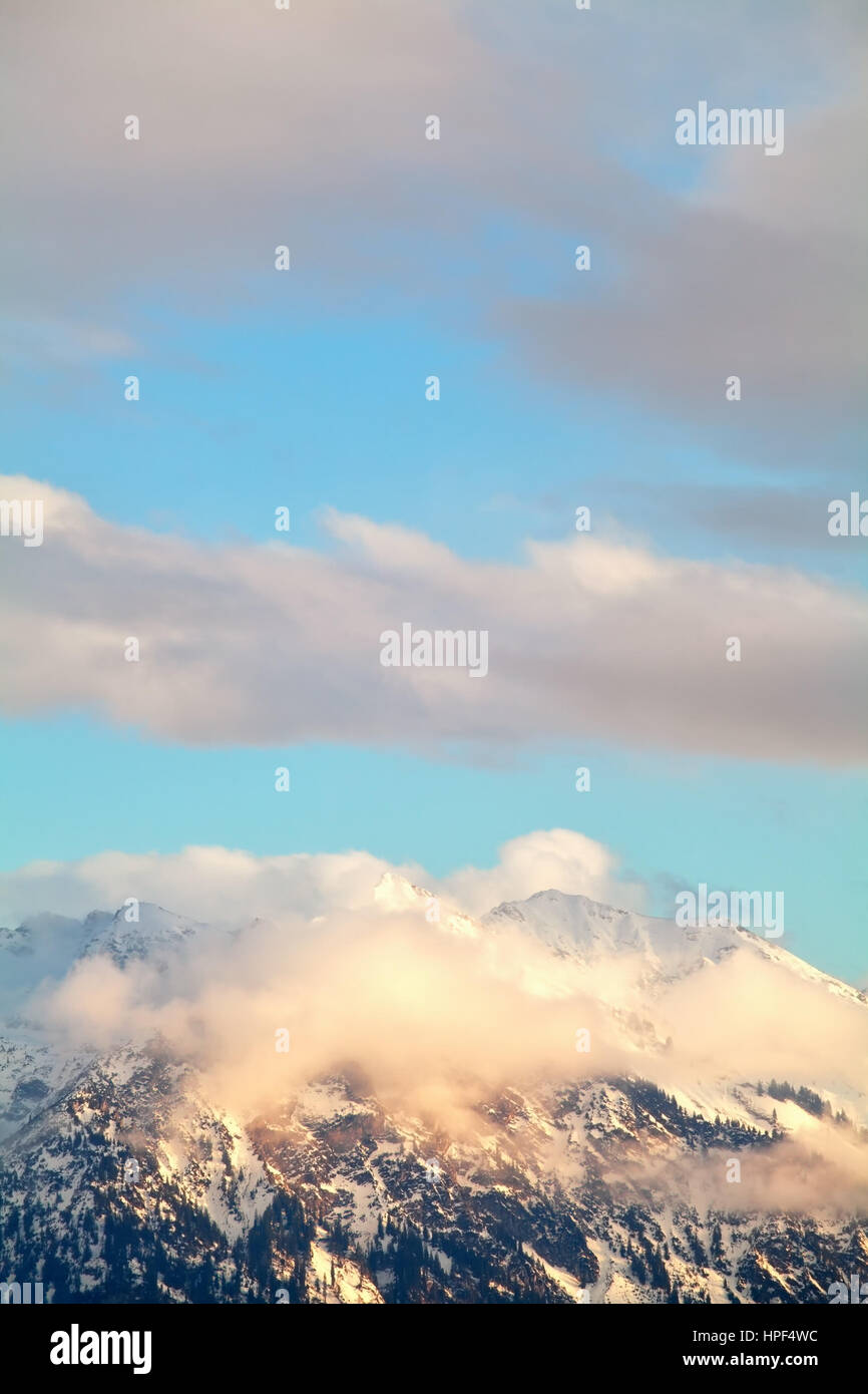 Mountain peaks blue sky hi-res stock photography and images - Alamy