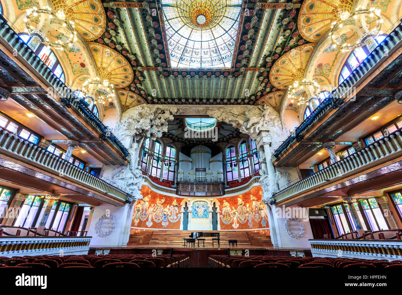 Palau de la Música Catalana, Concert Hall, architect Lluís Domènech i Montaner, Barcelona, Spain