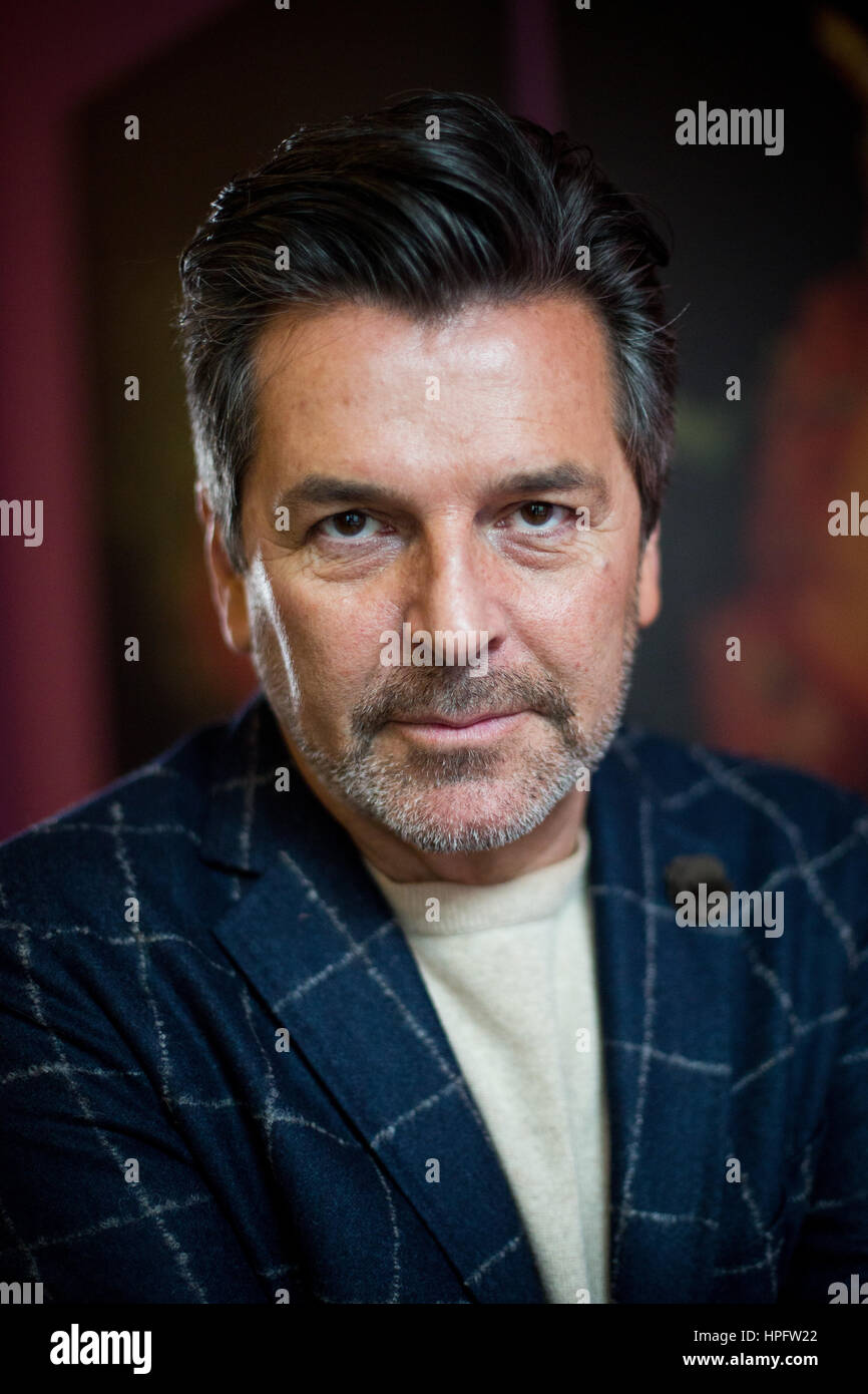 Hamburg, Germany. 21st Feb, 2017. The singer Thomas Anders as seen during a photo session in a hotel in Hamburg, Germany, 21 February 2017. Photo: Christian Charisius/dpa/Alamy Live News Stock Photo