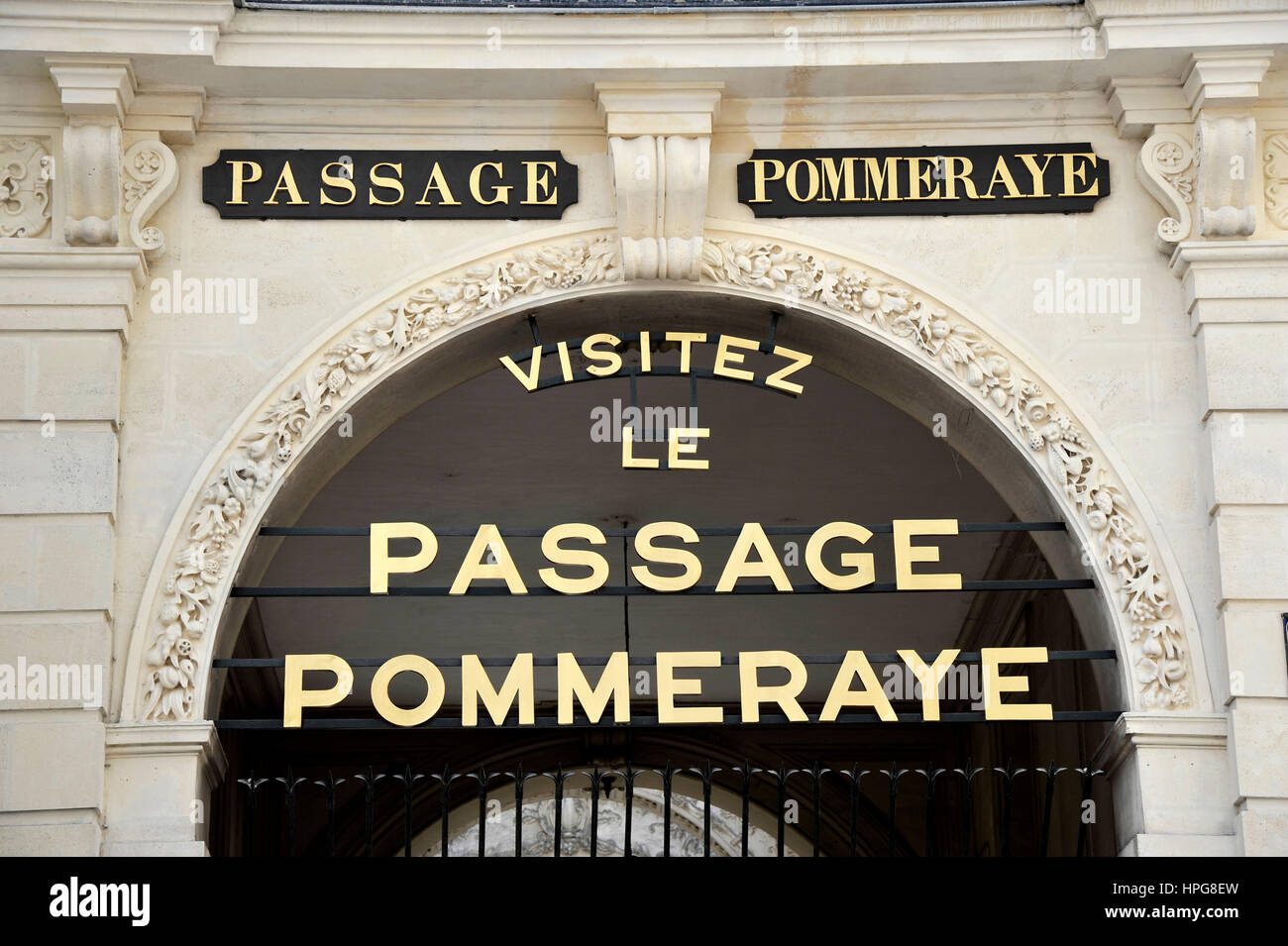 France, Pays de la Loire, Loire-Atlantique (44), Nantes, Passage Pommeraye entrance Stock Photo