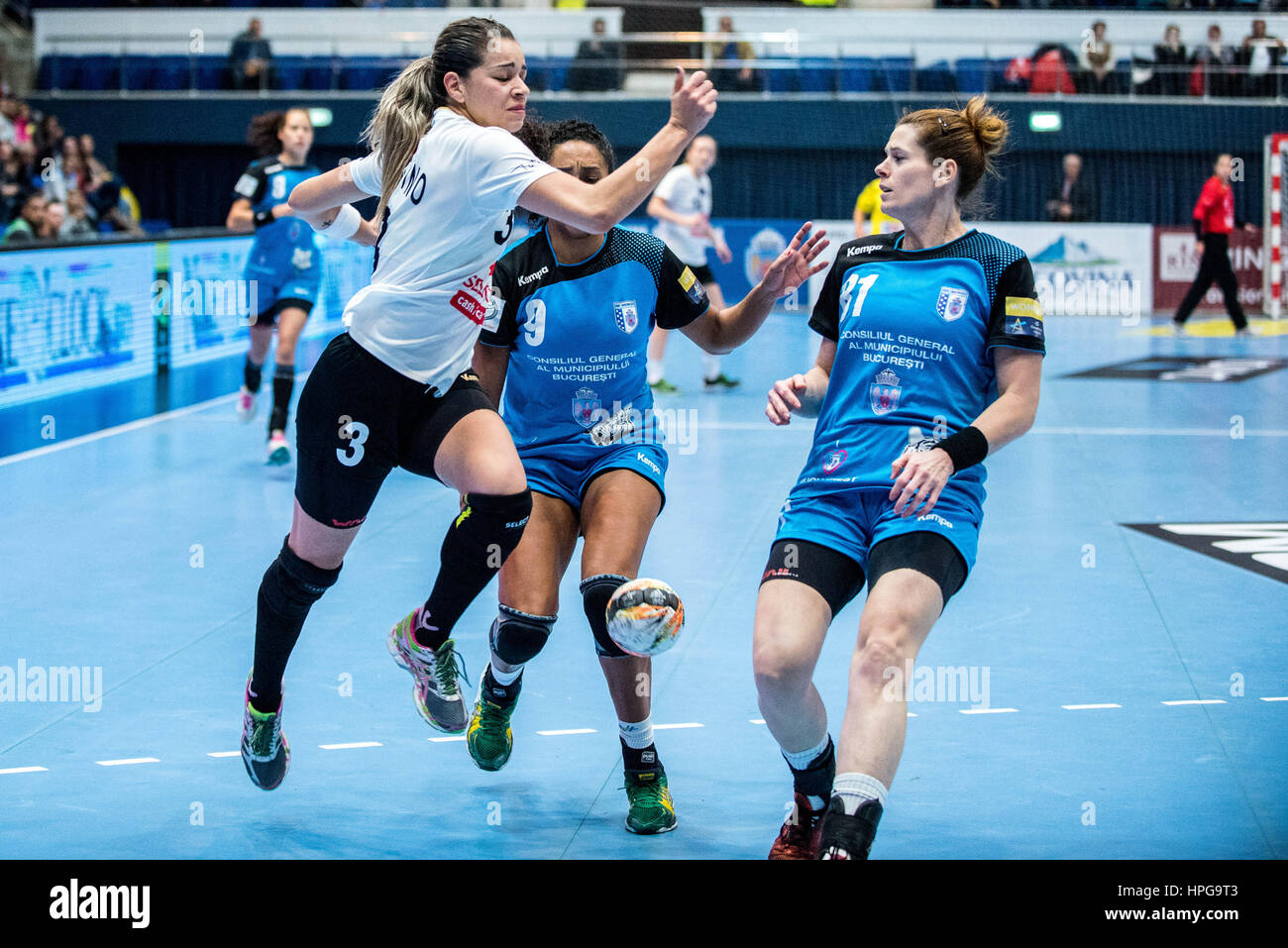October 16, 2015: Jessica Da Silva Quintino #3 of MKS Selgros Lublin and Ana Paula Rodrigues Belo #9 of CSM Bucharest  in action during the Woman's European Handball Federation (EHF) Champions League game between  CSM Bucharest (ROU) vs MKS Selgros Lublin (POL) at Polyvalent Hall in Bucharest, Romania ROU.  Photo: Cronos/Catalin Soare Stock Photo