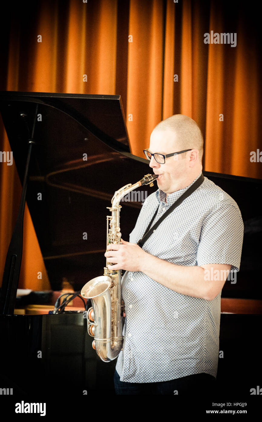 Belgium, Antwerp, concert in legendary jazz cafe Hopper Stock Photo Alamy