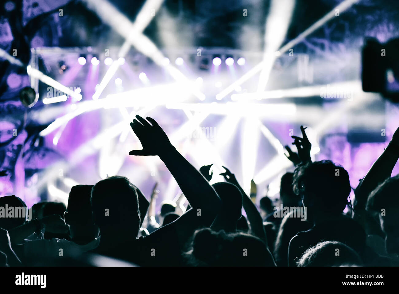 Concert crowd applauding at a music festival Stock Photo - Alamy