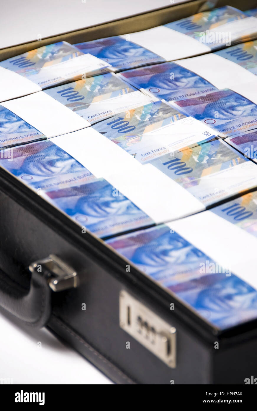 Geldkoffer mit Schweizer Franken - money case Stock Photo