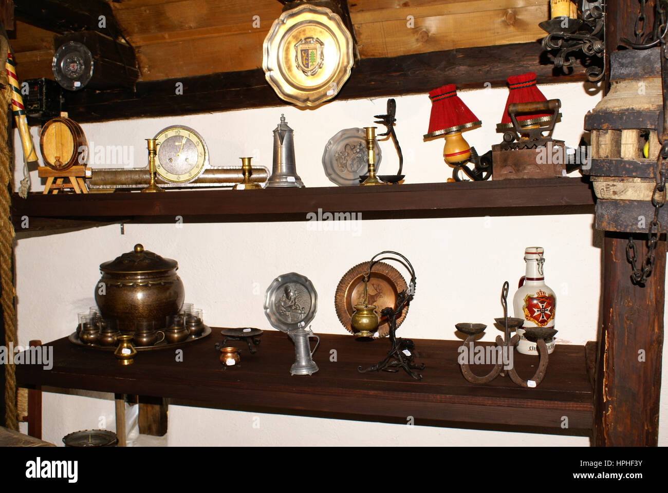 Still objects, Second hand or hand made, with a large variaty of