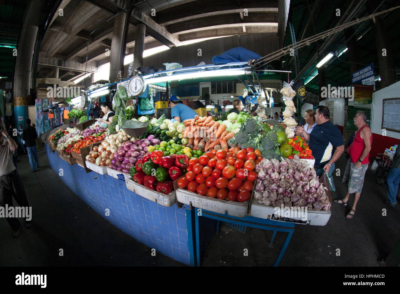 Caracas, Dtto Capital / Venezuela 04022012 People buying in a famous popular market in San