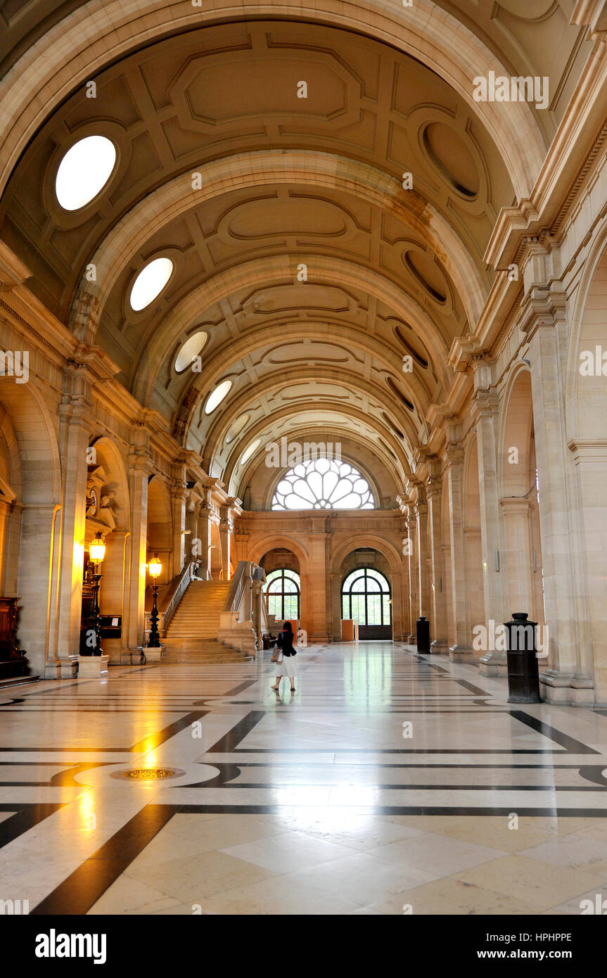 Salle Des Pas Perdus High Resolution Stock Photography and Images Alamy
