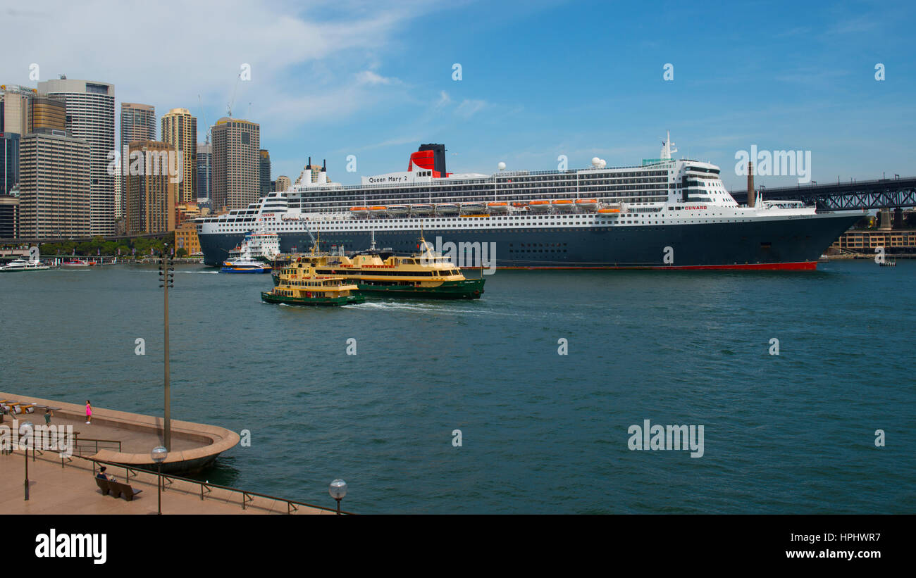 MS Queen Mary 2 moored at the Ocean Treminal, Circulay Quay, Sydney, Australia Stock Photo