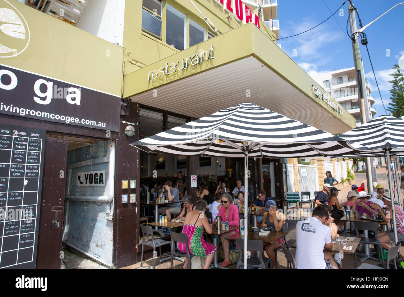 Diners at a Sydney café in Coogee Beach, New South Wales,Australia