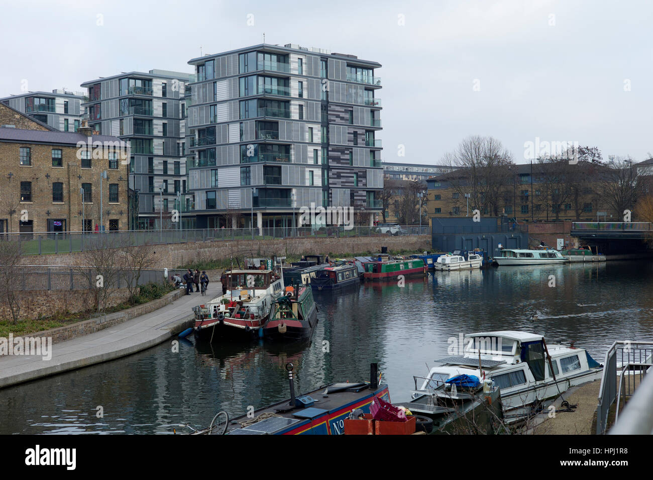 New flats in the regenerated King's Cross basin in London Stock Photo
