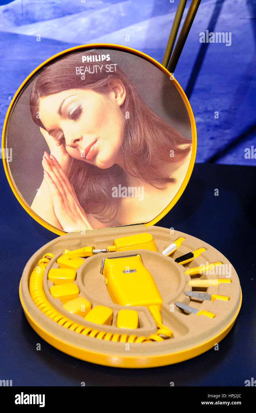 Philips beauty set, manicure, pedicure and shaver kit, from the 1960s Stock  Photo - Alamy