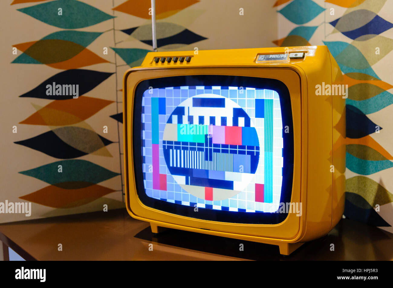 Philips tv hires stock photography and images Alamy