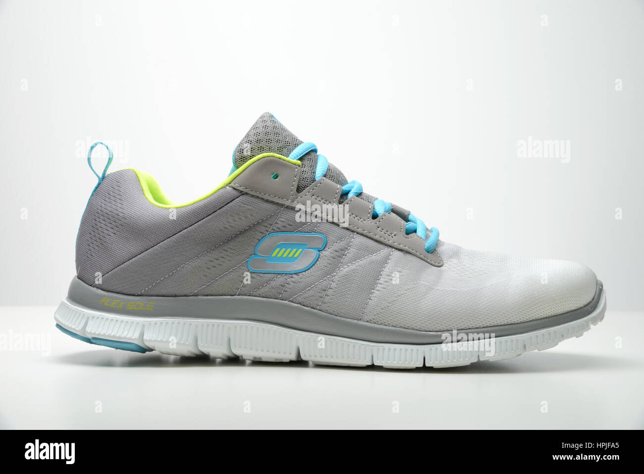 skechers shoes photos