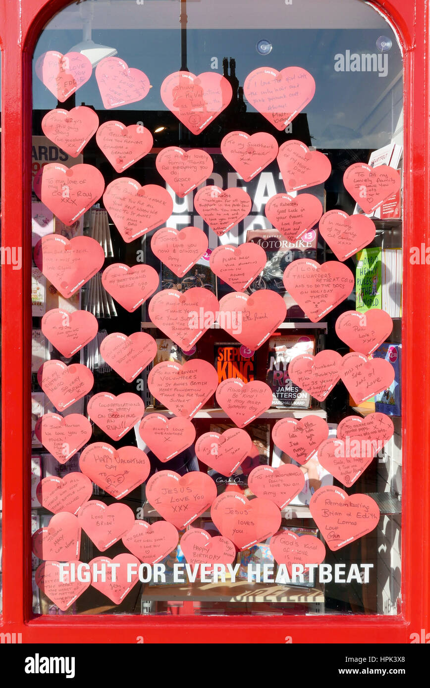 British Heart Foundation front window display of heart messages Stock Photo