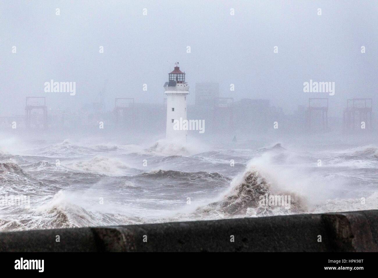 new-brighton-uk-23rd-feb-2017-uk-weather-high-winds-from-storm