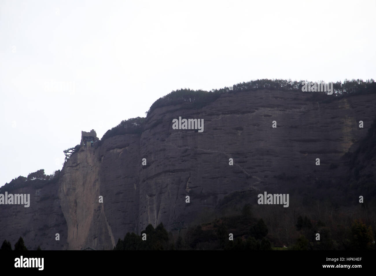 Guangyuan, Guangyuan, China. 23rd Feb, 2017. Guangyuan, CHINA-February 23 2017: (EDITORIAL USE ONLY. CHINA OUT) .The Jianmen Pass is a mountain pass located southwest of the city of Guangyuan in southwest China's Sichuan Province. The natural pass is formed by cliffs on the sides of mountains.Jianmen Pass is called the No.1 Impregnable Pass in the world for its magnificence and danger, praised as the National Forest Park for its quietness and beauty and honored as National Natural and Cultural Heritage for its historic site. Jianmen Pass is also listed in 5A Level Scenic Spots. Visitors Stock Photo