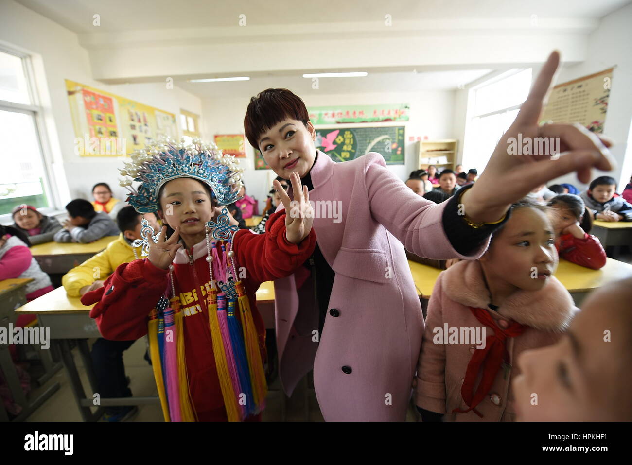 China. 23rd Feb, 2017. Students learn to use robots in Tonglu, east China. Credit: SIPA Asia/ZUMA Wire/Alamy Live News Stock Photo