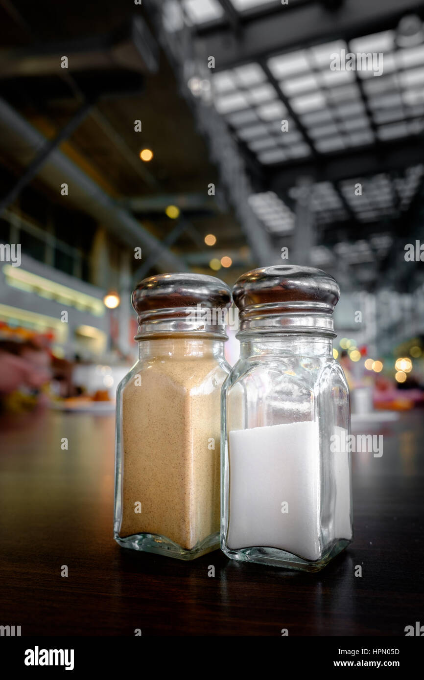 Salt and pepper pots hires stock photography and images Alamy