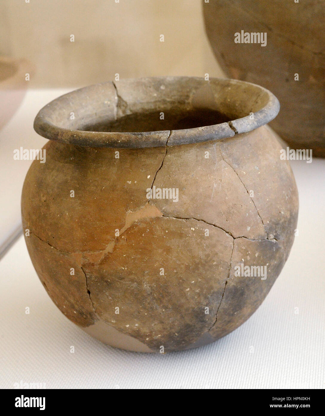Ancient Roman Pottery High Resolution Stock Photography and Images Alamy