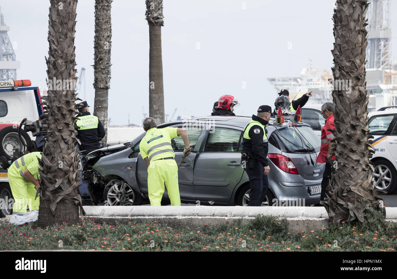 Road traffic accident in Spain with firefighters (bomberos) in attendance. Stock Photo