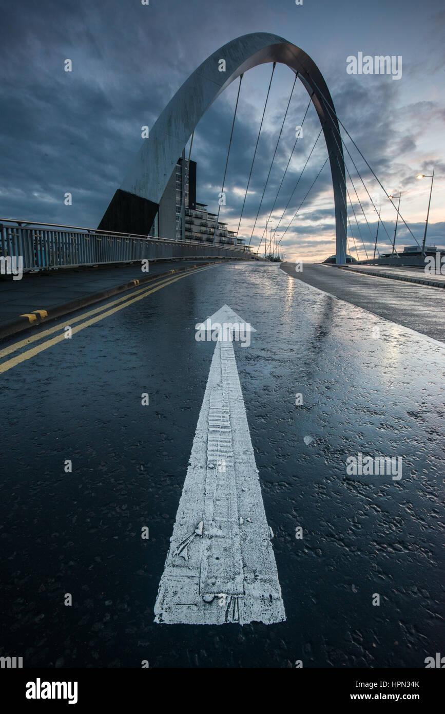 Squinty Bridge over the River Clyde in Glasgow Stock Photo